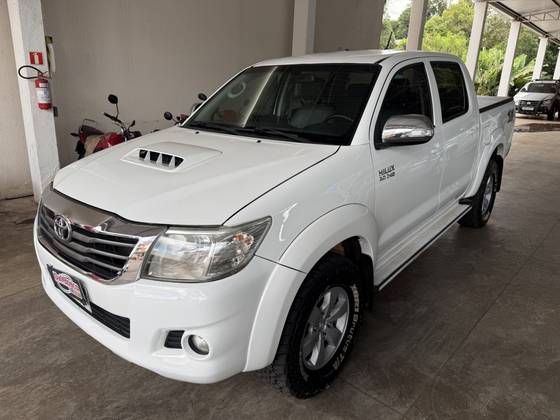 TOYOTA HILUX 3.0 SRV 4X4 CD 16V TURBO INTERCOOLER DIESEL 4P AUTOMÁTICO